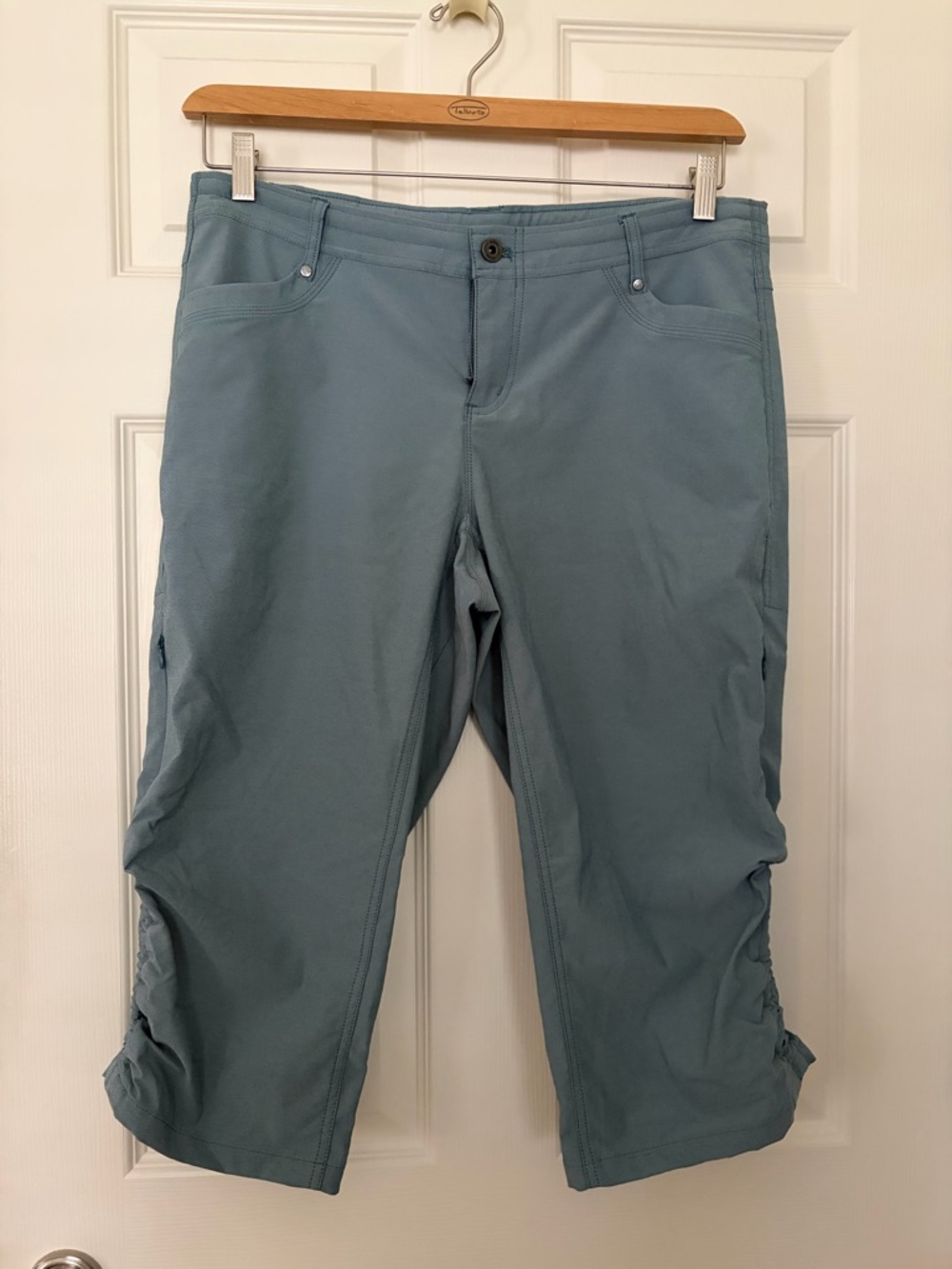 Kuhl Women's Light Blue Capris